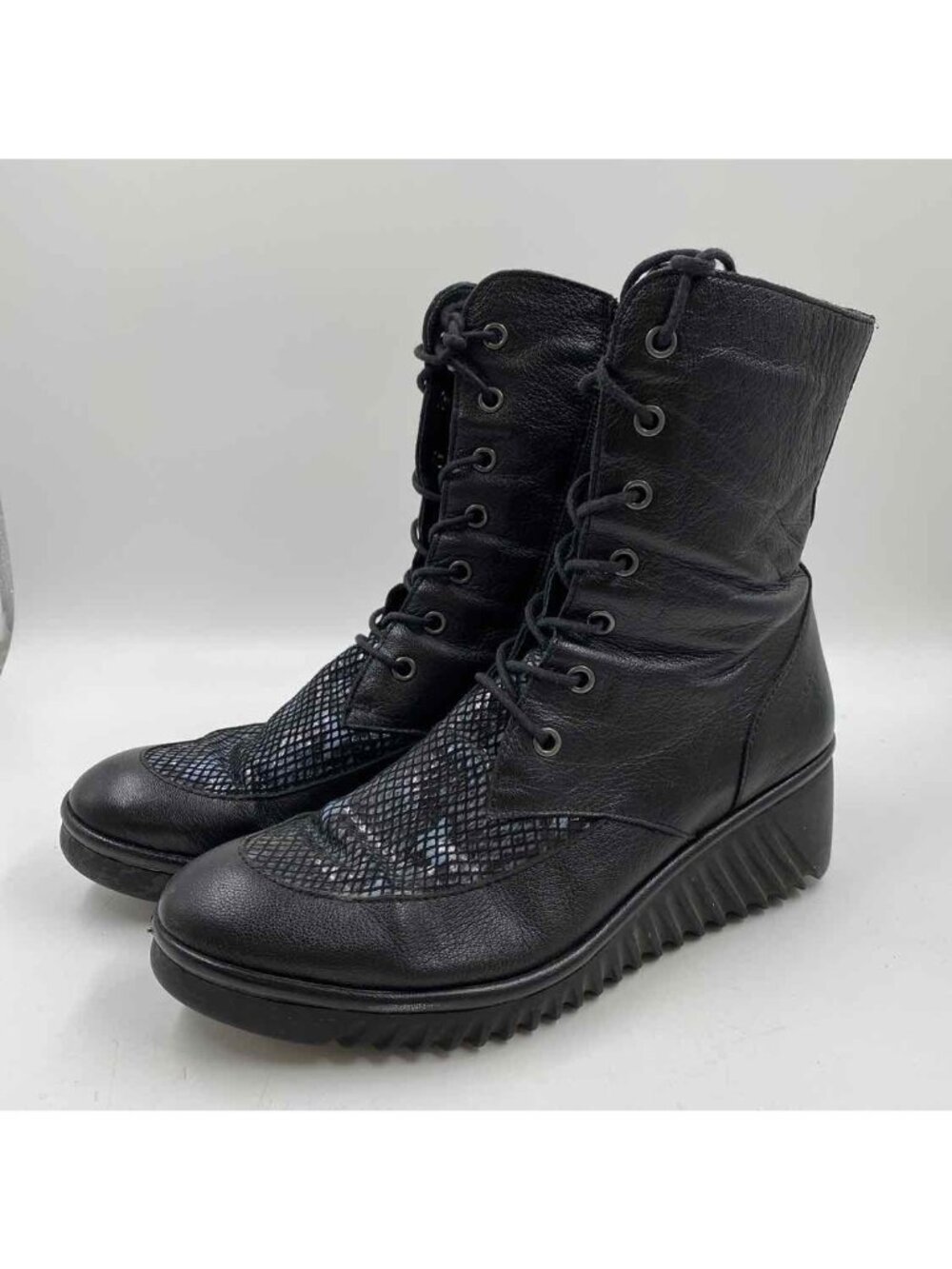 FLy Leather Combat London Women's Shoe Size 9 Black Textured Boots